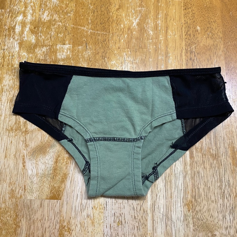 Rue21 Olive Green & Black Panty XS (Juniors)